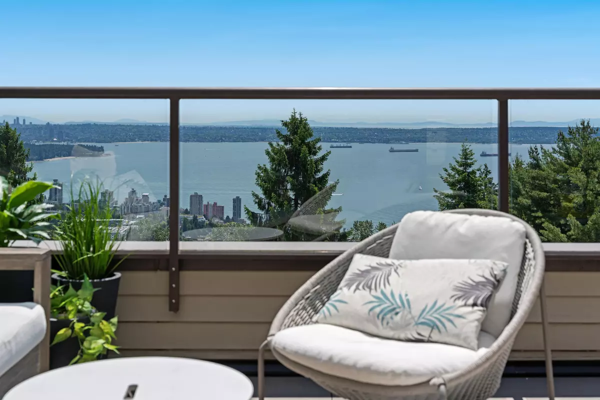 West Vancouver, BC V7S 2X7,2238 Folkestone WAY #41