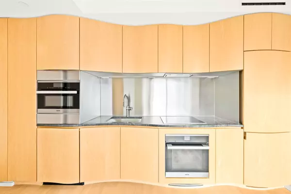 Vancouver, BC V6G 0E3,1568 Alberni ST #1504