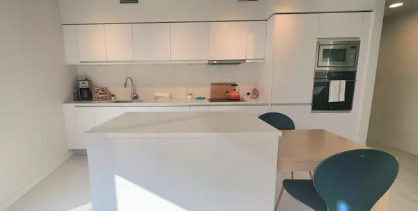 Vancouver, BC V5T 0K4,180 E 2nd AVE #402