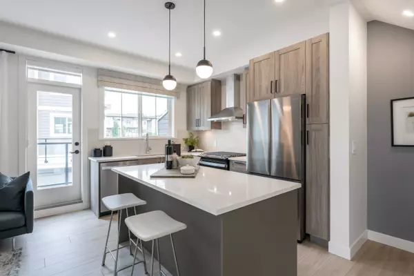 Langley, BC V2Y 2B7,8433 203a ST #38