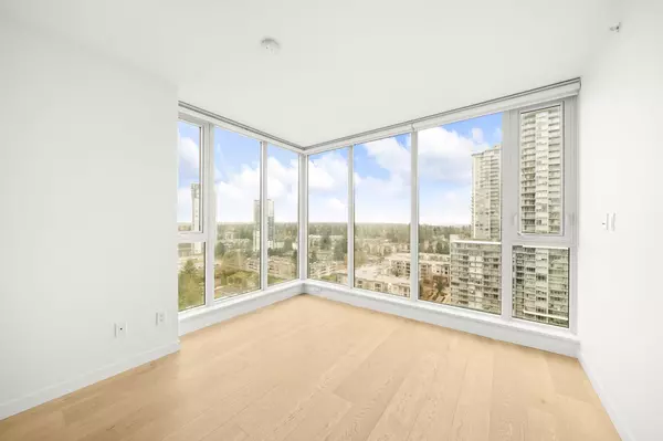 Surrey, BC V3T 0N2,13438 Central AVE #2102