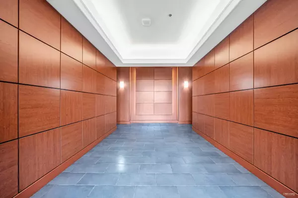 New Westminster, BC V3M 0B1,833 Agnes ST #304