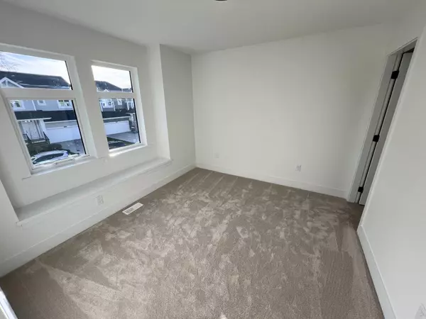 27745 Track PL Abbotsford, BC V4X 0C7