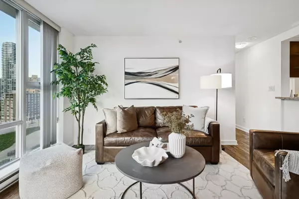 Vancouver, BC V6Z 3G2,550 Pacific ST #1705