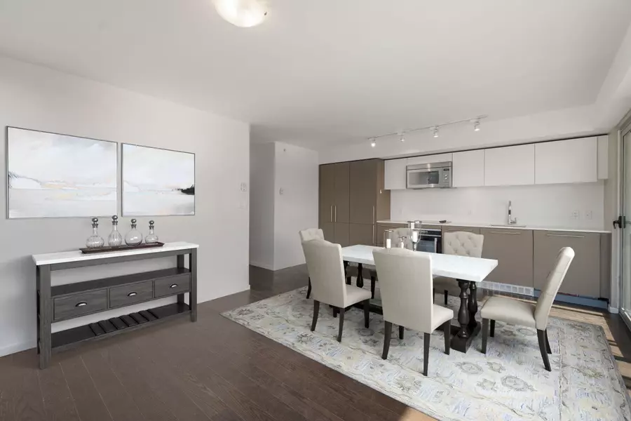 999 Seymour ST #2007, Vancouver, BC V6B 0M5