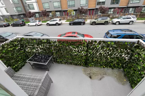 Langley, BC V3A 3X2,19628 55a AVE #6