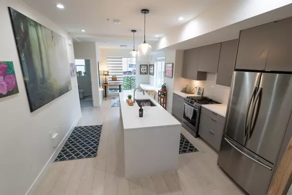 Langley, BC V3A 3X2,19628 55a AVE #6