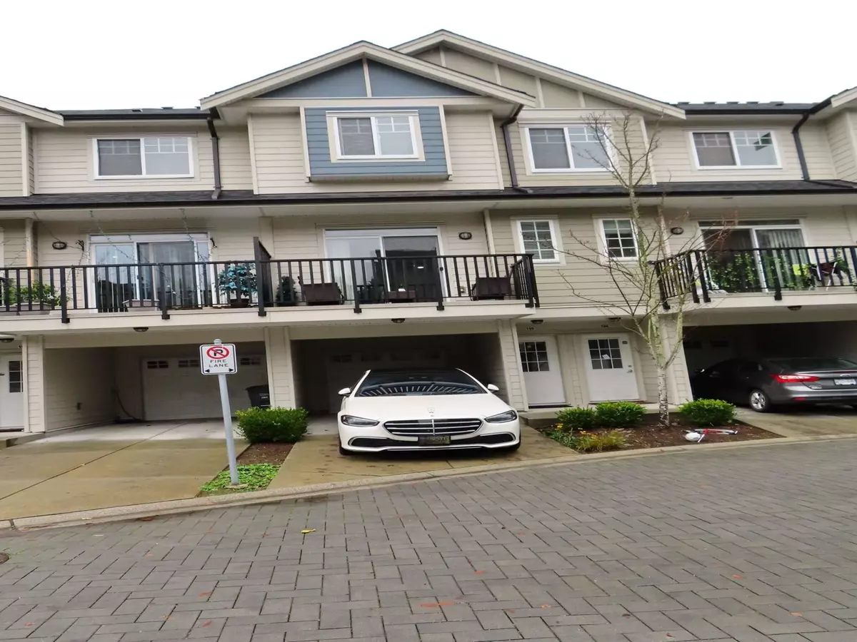 Surrey, BC V3W 1L6,13898 64 AVE #195