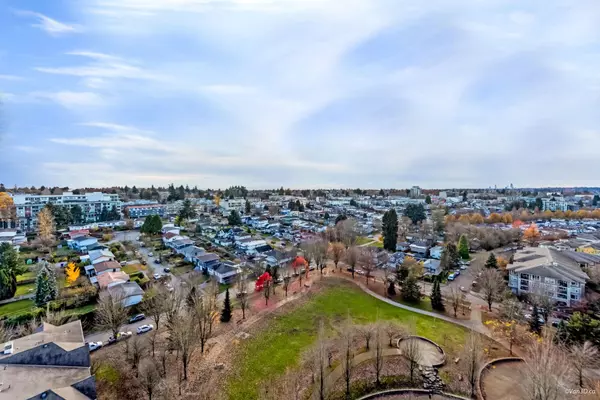 5380 Oben ST #18xx, Vancouver, BC V5R 6H7