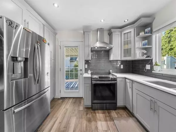 Maple Ridge, BC V2X 9T5,20709 120 B AVE