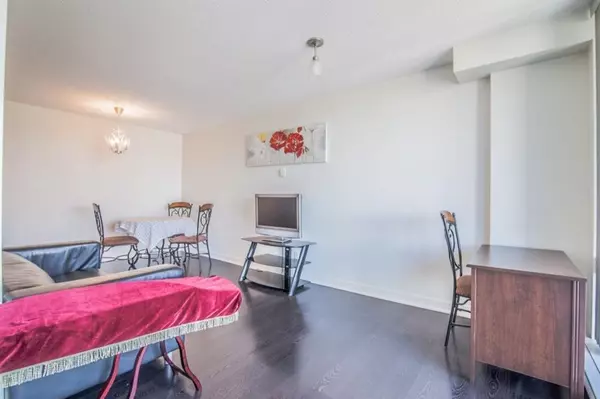 Richmond, BC V6Y 0B5,7080 No 3 RD #1603