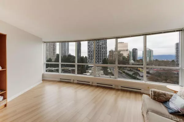 Burnaby, BC V5H 4V2,6088 Willingdon AVE #805