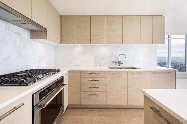 Burnaby, BC V5H 0J3,6700 Dunblane ST #35F