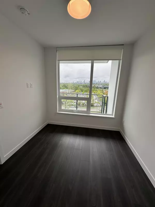 Burnaby, BC V5C 0N6,2425 Alpha AVE #705