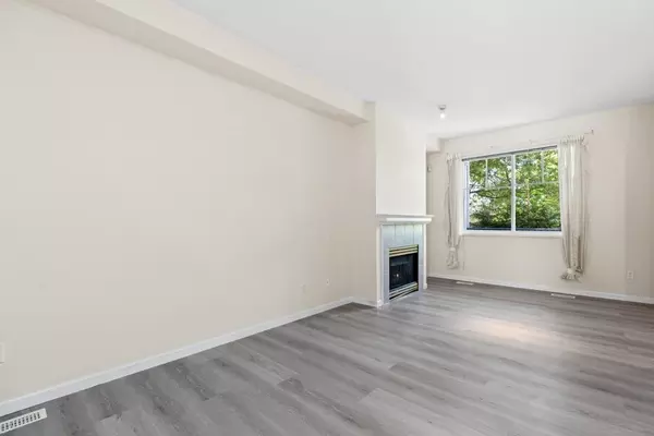 Richmond, BC V7C 5T1,6833 Livingstone PL #12