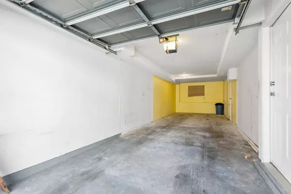 Richmond, BC V7C 5T1,6833 Livingstone PL #12