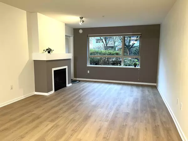 Port Moody, BC V3H 5L3,700 Klahanie DR #109