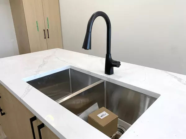 Mission, BC V4S 0A7,8548 Dunbar WAY