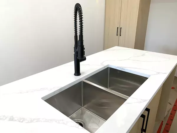 Mission, BC V4S 0A7,8546 Dunbar WAY