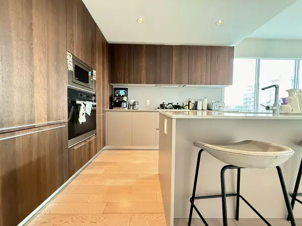 Vancouver, BC V7C 0E4,6622 Pearson WAY #501