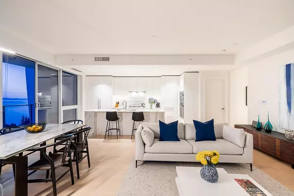 White Rock, BC V4B 0C2,1500 Martin ST #1805