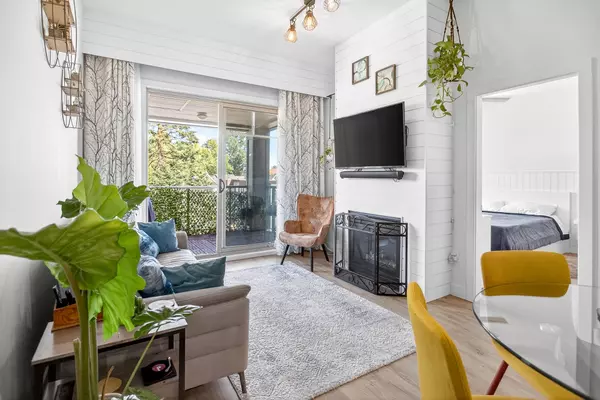 Port Coquitlam, BC V3C 0A1,2478 Shaughnessy ST #407