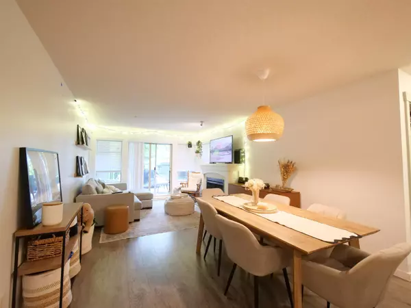 Coquitlam, BC V3E 3R7,2998 Silver Springs BLVD #109