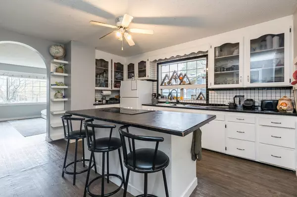 Abbotsford, BC V2T 2V3,33944 Mccrimmon DR