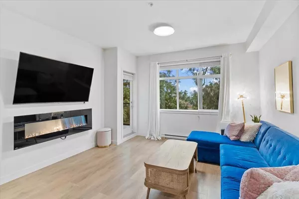 Langley, BC V3A 0N4,5415 Brydon CRES #309