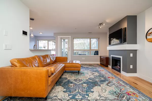 801 Klahanie DR #315, Port Moody, BC V3H 5K4