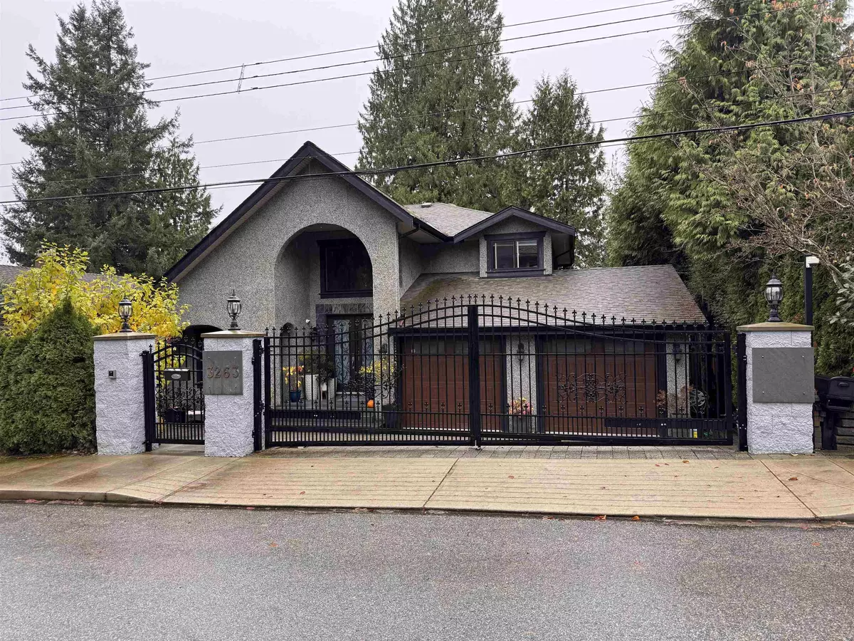 North Vancouver, BC V7N 3P2,3263 Norwood AVE