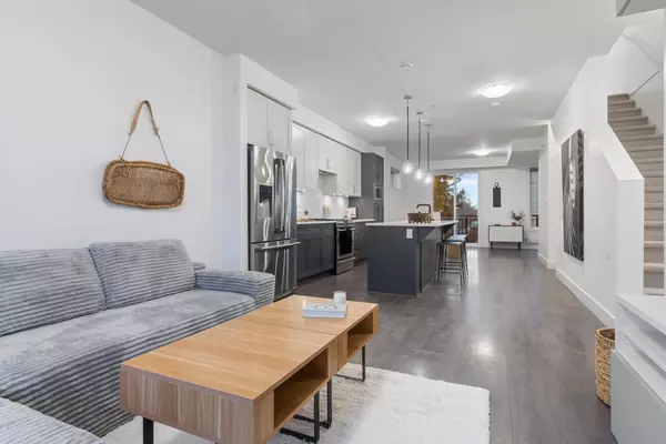 Vancouver, BC V5R 0E6,5837 Wales ST