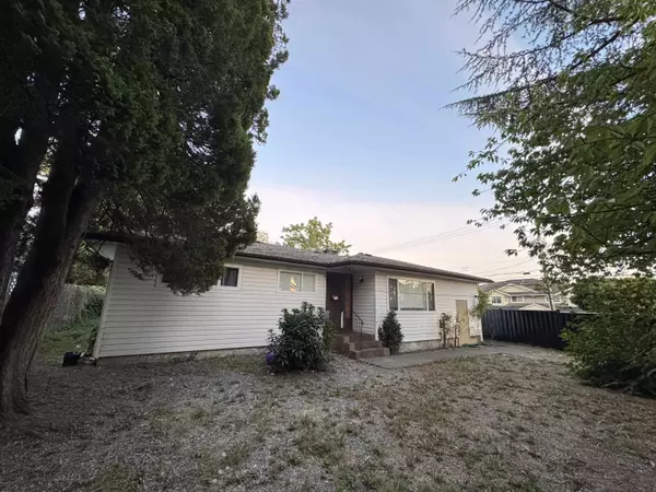 Surrey, BC V3S 3M8,8406 152 ST