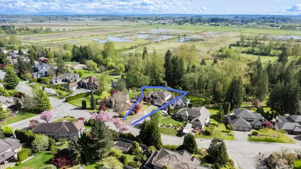 16374 77 AVE, Surrey, BC V4N 0K9