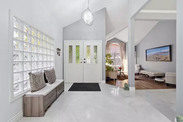 Coquitlam, BC V3C 6A5,2773 Nadina DR