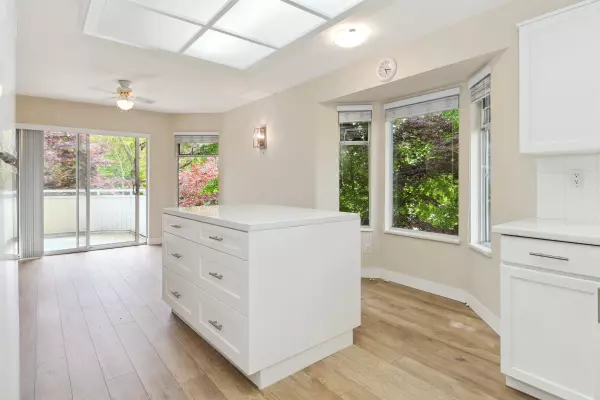 Surrey, BC V3W 0J6,7156 121 ST #228