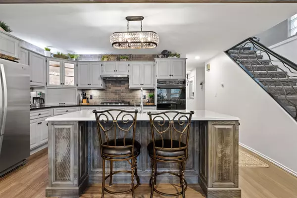 Cultus Lake, BC V2R 4Z4,173 First AVE