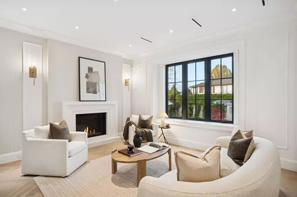 Burnaby, BC V5C 1J5,3970 Eton ST