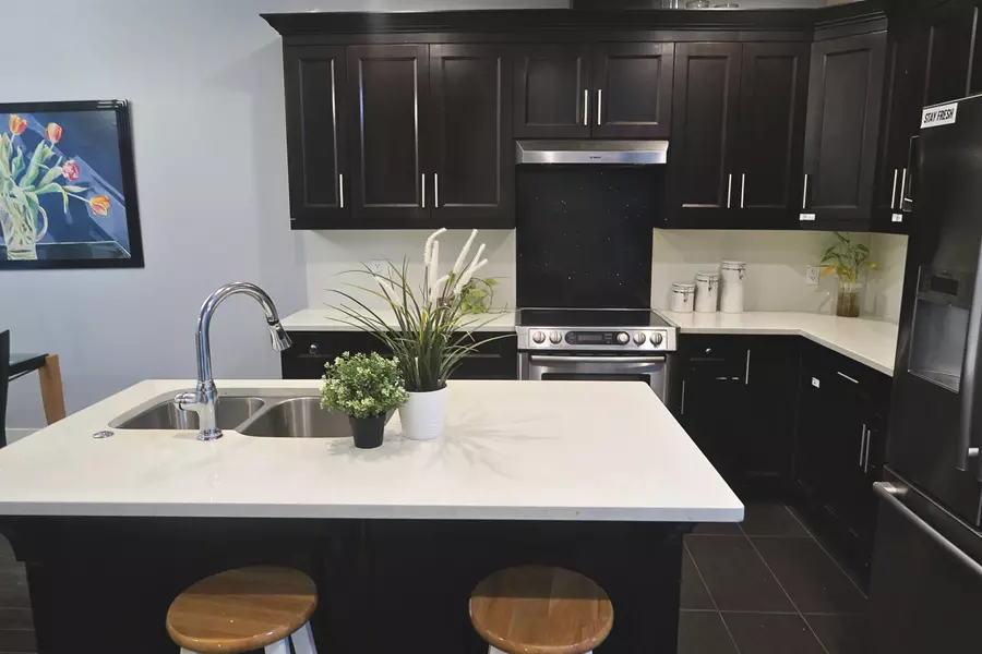 15399 Guildford DR #118, Surrey, BC V3R 7C6