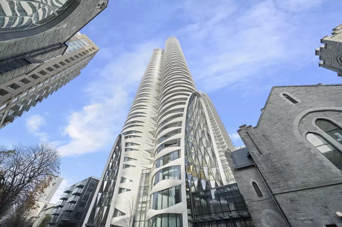 Vancouver, BC V6E 0E5,1033 Nelson ST #706