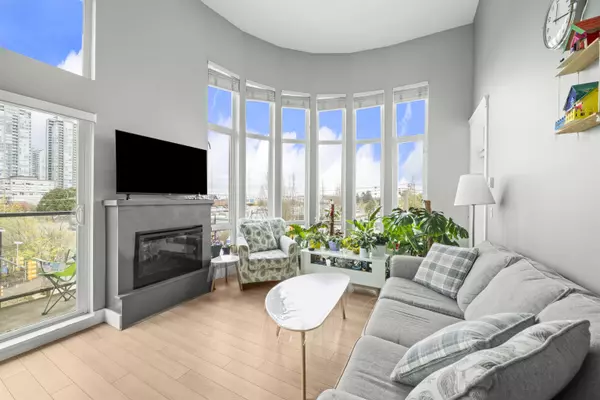 Coquitlam, BC V3B 0H7,1188 Johnson ST #401