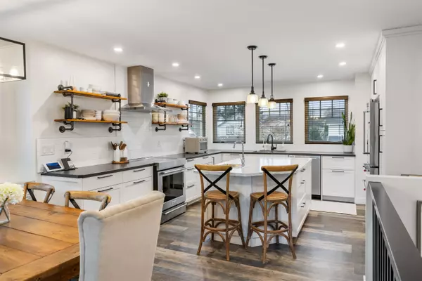 Langley, BC V4W 3K1,2740 272b ST