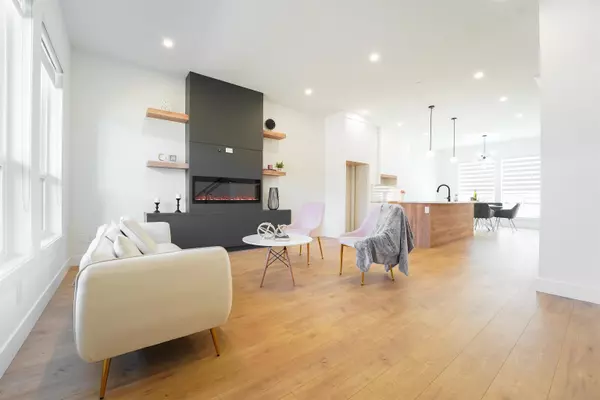 Langley, BC V3S 2H2,20482 76 AVE