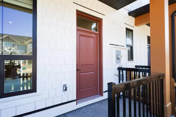 Langley, BC V3S 2H2,20482 76 AVE