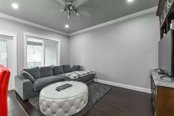 Mission, BC V2V 4B1,7554 Murray ST