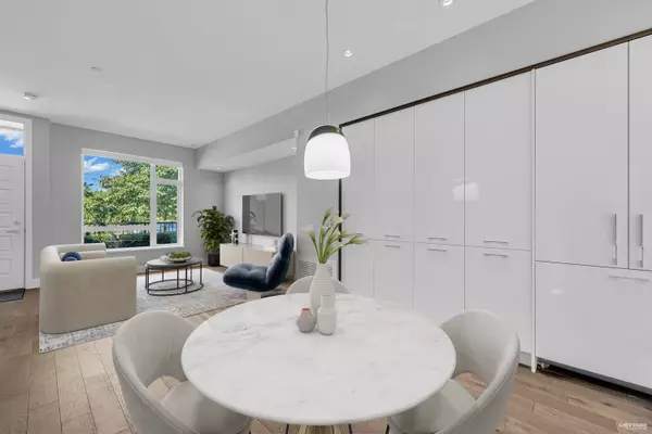 Vancouver, BC V6P 0G1,7478 Granville ST