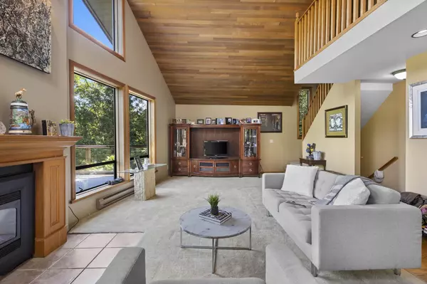 Belcarra, BC V3H 4R3,3456 Main AVE