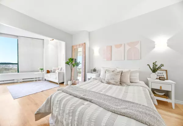 Richmond, BC V6X 3X8,8871 Lansdowne RD #801