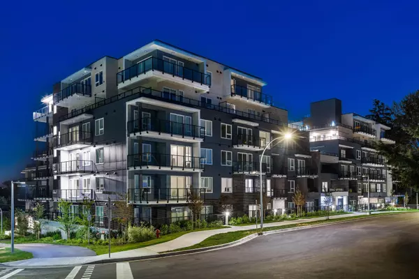 2002 St. George ST #221, Port Moody, BC V3H 2E6