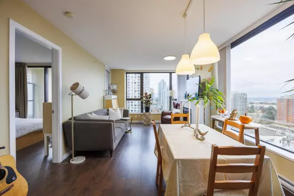 Burnaby, BC V5E 0A4,7088 Salisbury AVE #1607